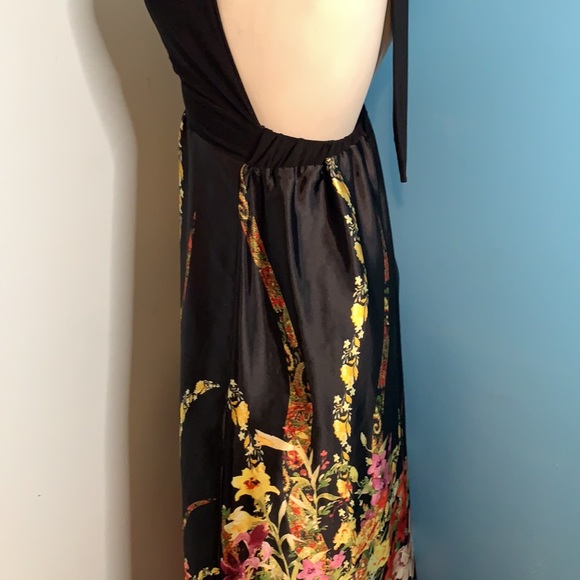 Johnny would LOVE this Wet Seal floral maxi dress - Picture 6 of 12
